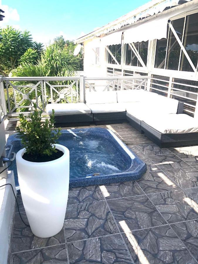 Villa Seo Avec Jacuzzi Proche De La Plage Sainte-Anne  Exteriér fotografie